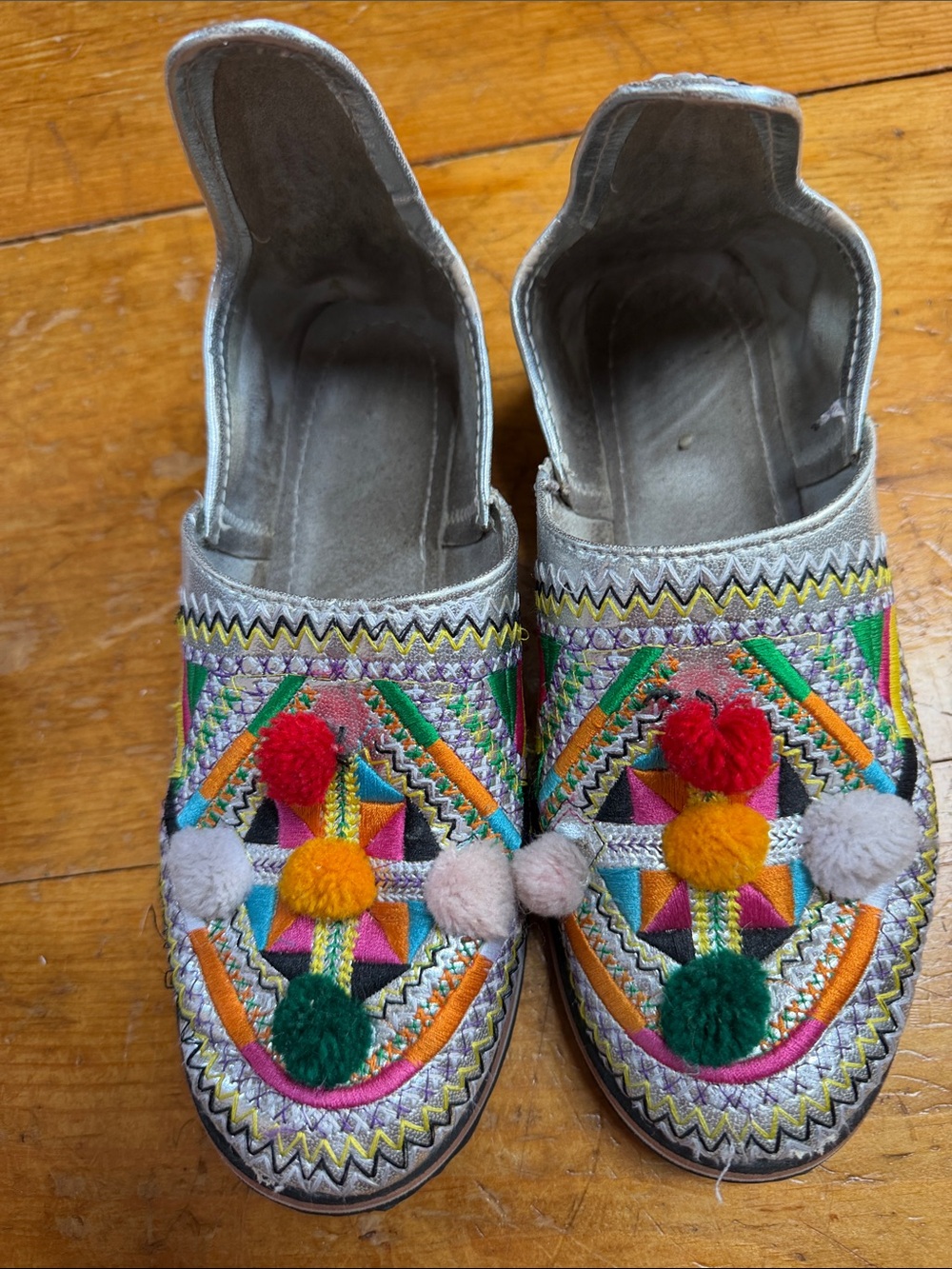 Hand Crafted Multicolor Embroidered Pom-Pom Slip-On Leather Shoes